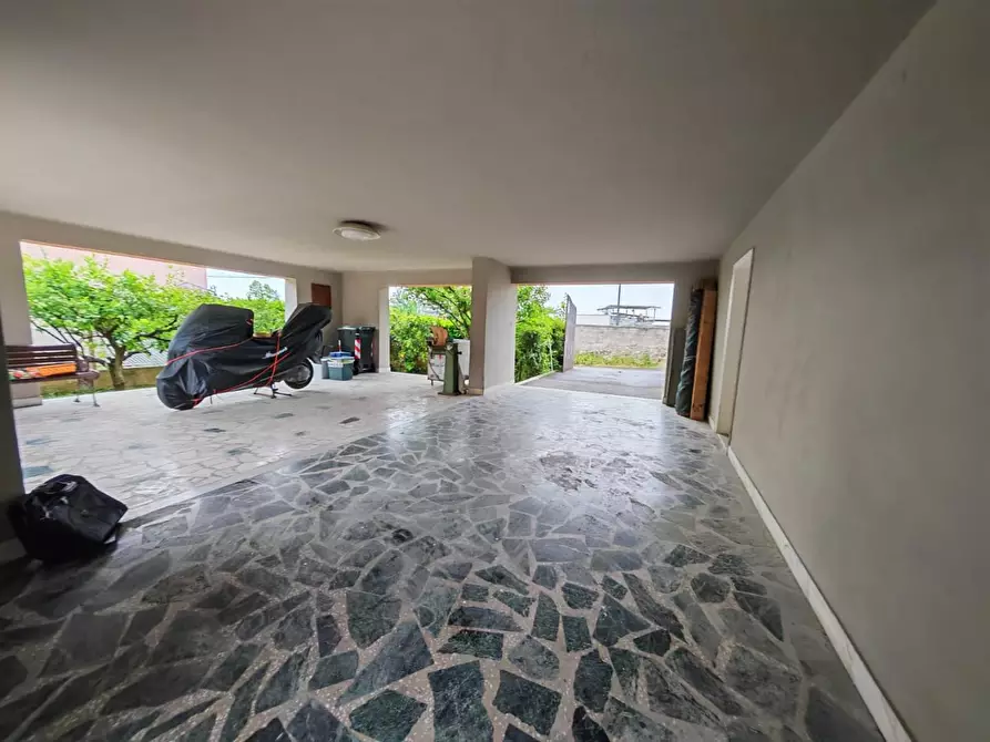 Immagine 14 di Casa indipendente in vendita  a Carrara