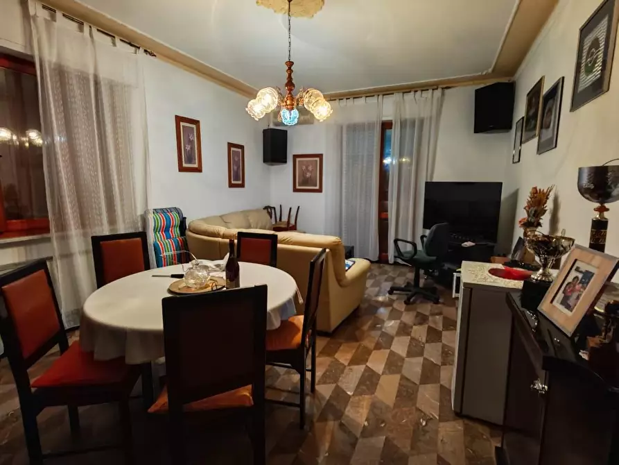 Immagine 3 di Casa indipendente in vendita  a Carrara