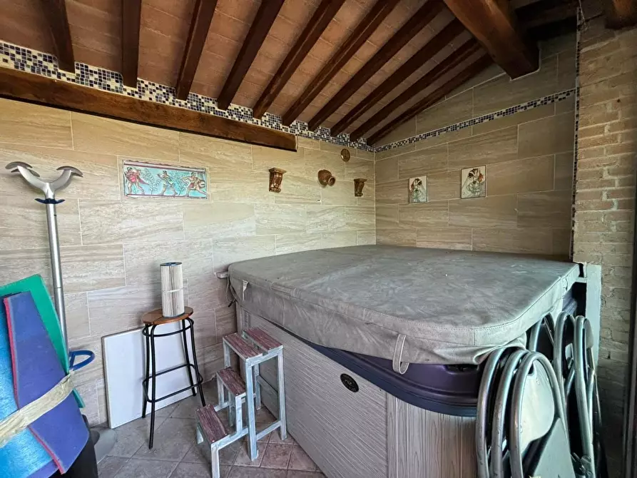 Immagine 16 di Rustico / casale in vendita  a Chianni