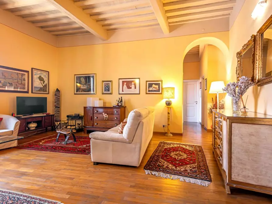 Immagine 2 di Appartamento in vendita  a Pisa