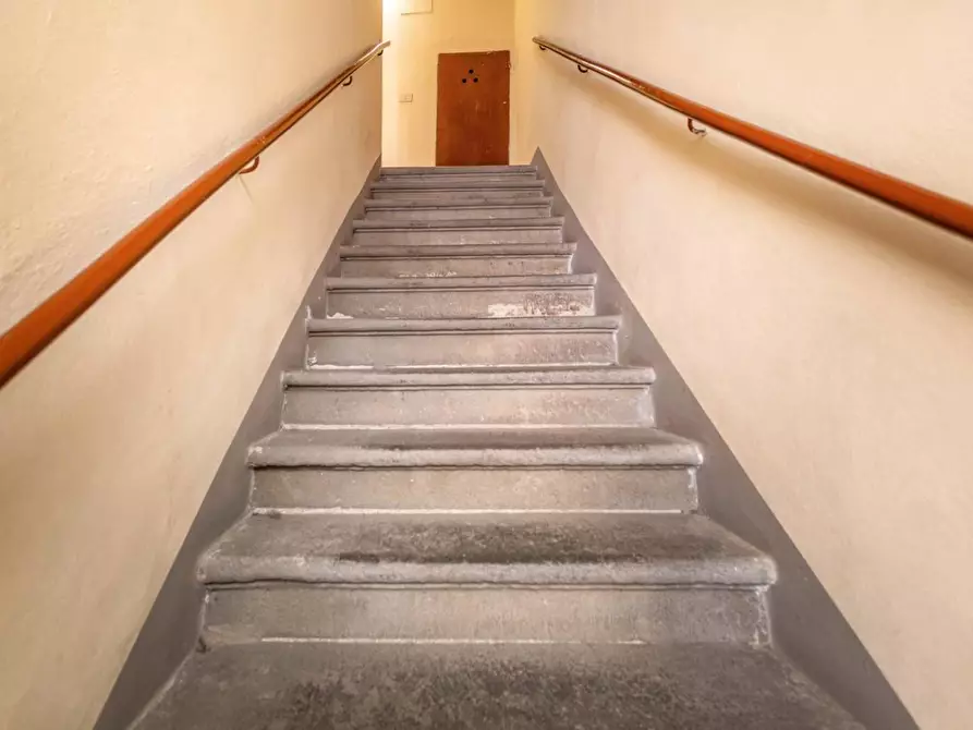 Immagine 9 di Appartamento in vendita  a Pisa