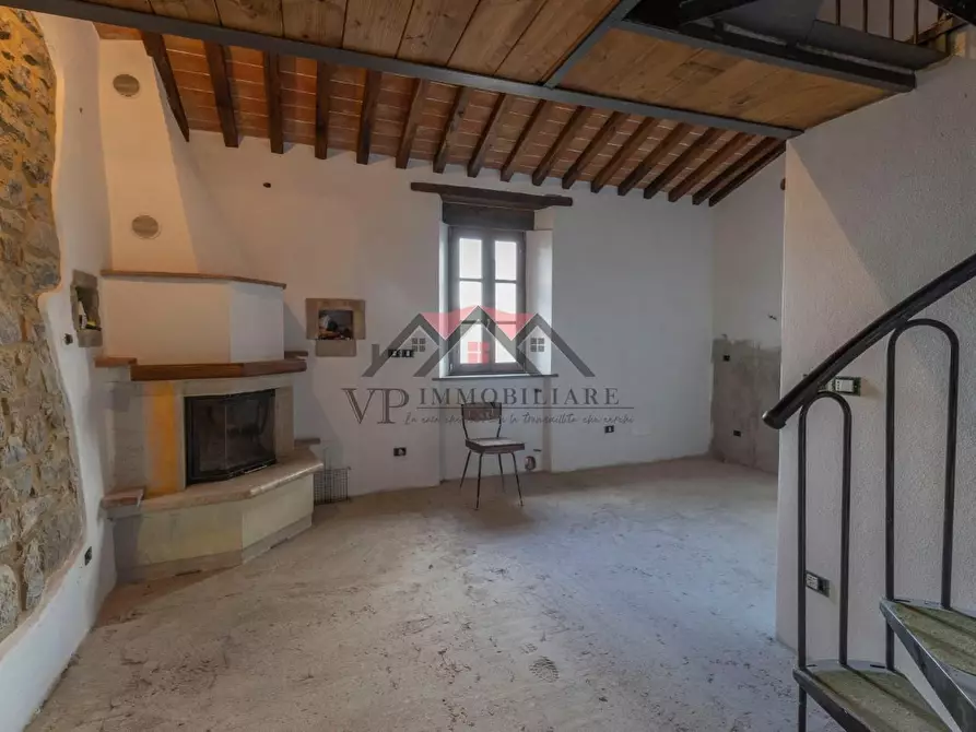 Immagine 5 di Appartamento in vendita  a Castelnuovo Val Di Cecina