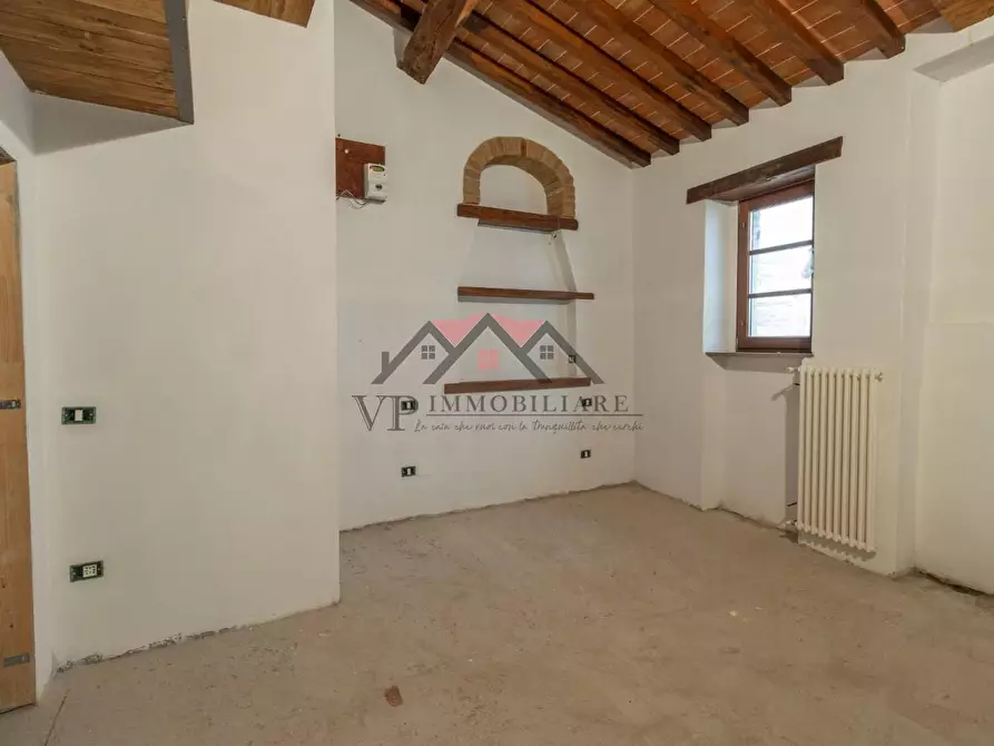 Immagine 9 di Appartamento in vendita  a Castelnuovo Val Di Cecina