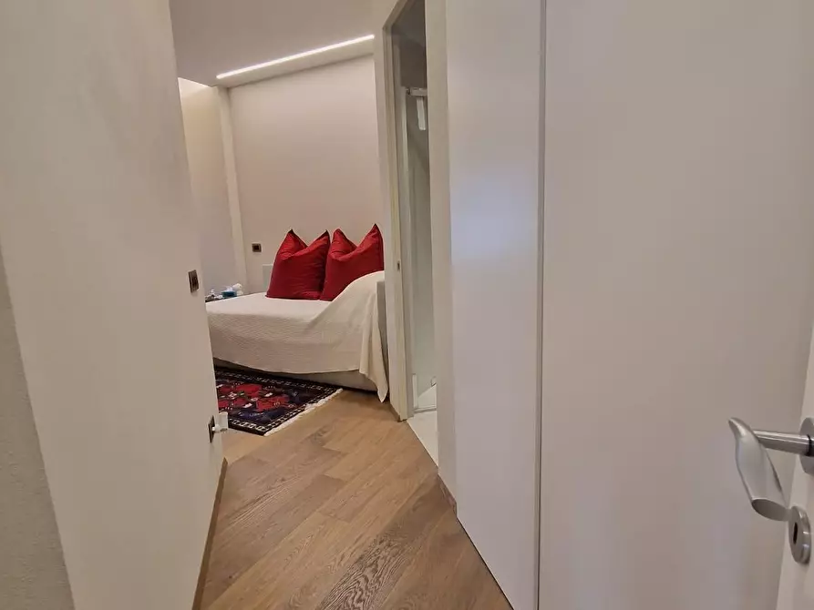 Immagine 44 di Appartamento in vendita  a Carrara