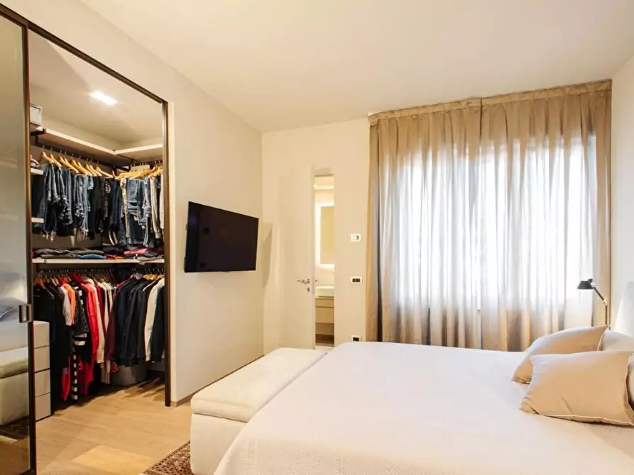 Immagine 32 di Appartamento in vendita  a Carrara