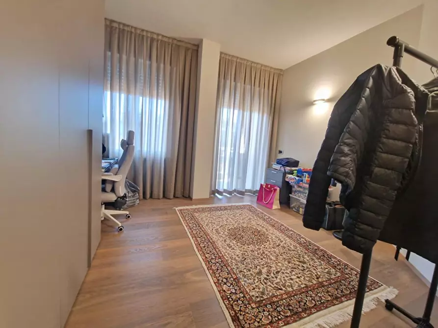 Immagine 41 di Appartamento in vendita  a Carrara