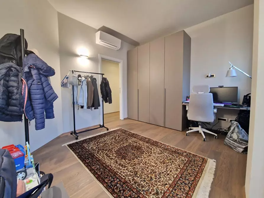 Immagine 40 di Appartamento in vendita  a Carrara