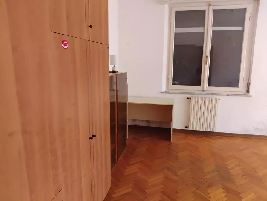 Immagine 13 di Appartamento in vendita  a Pisa