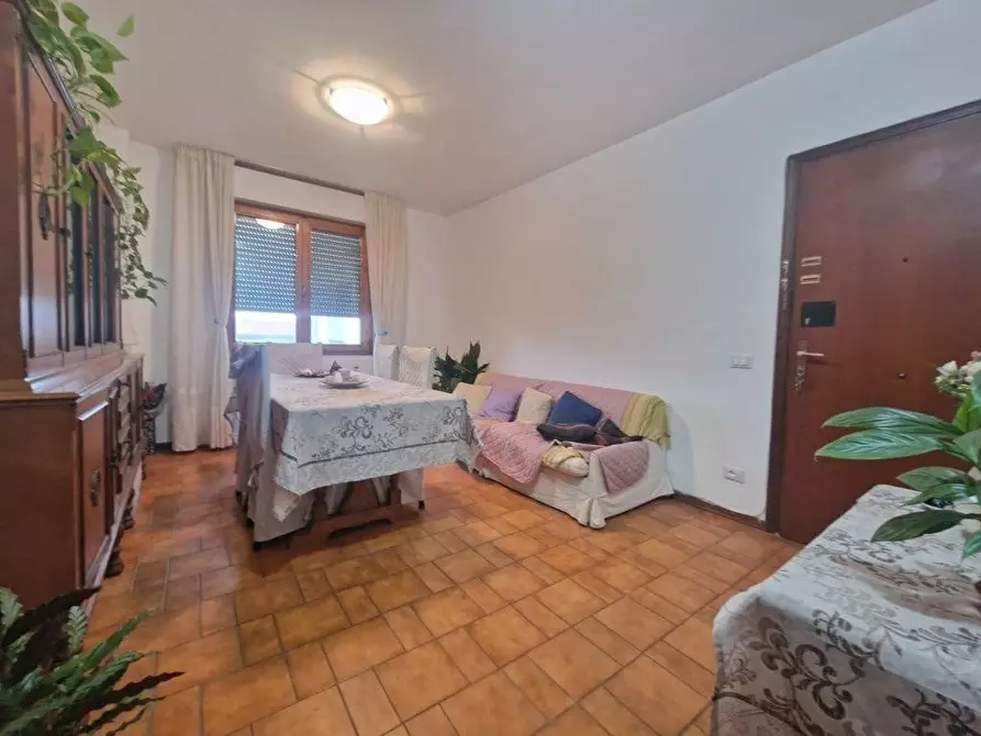 Immagine 5 di Appartamento in vendita  a Carrara