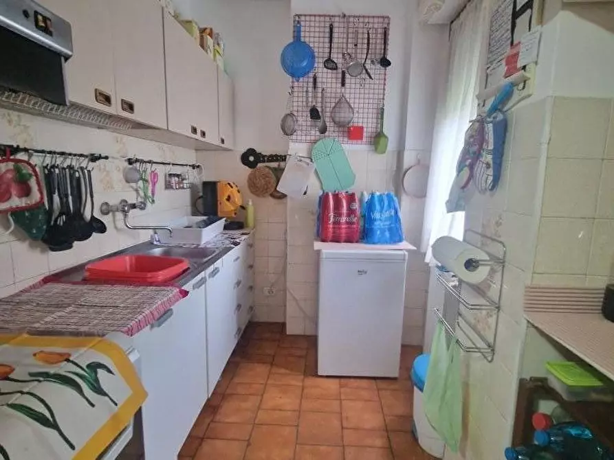 Immagine 9 di Appartamento in vendita  a Carrara