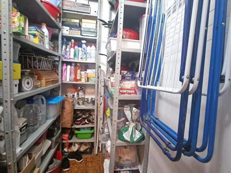 Immagine 22 di Appartamento in vendita  a Carrara