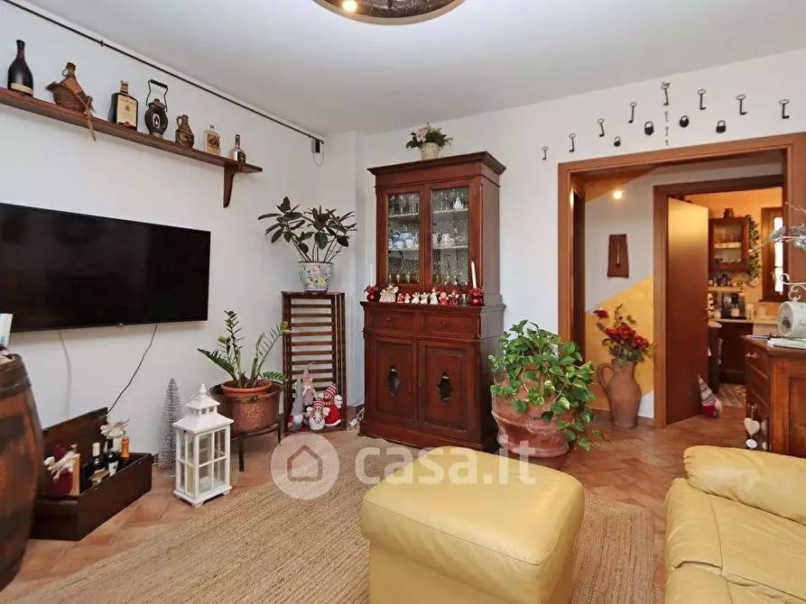 Immagine 15 di Villetta a schiera in vendita  a Cecina