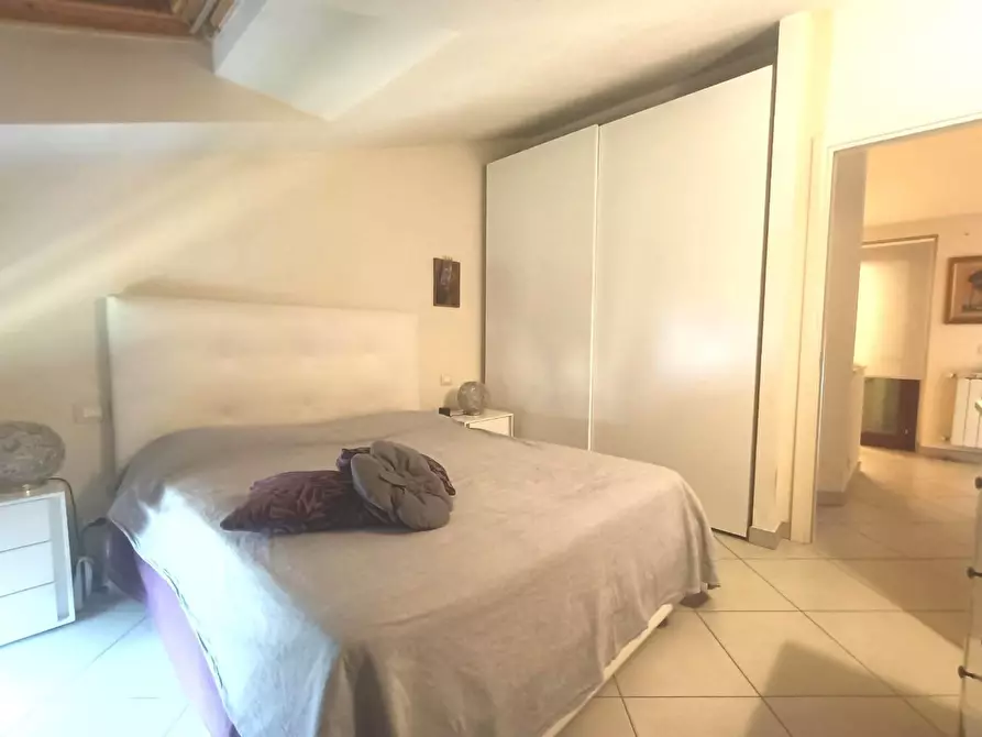 Immagine 18 di Appartamento in vendita  a Carrara