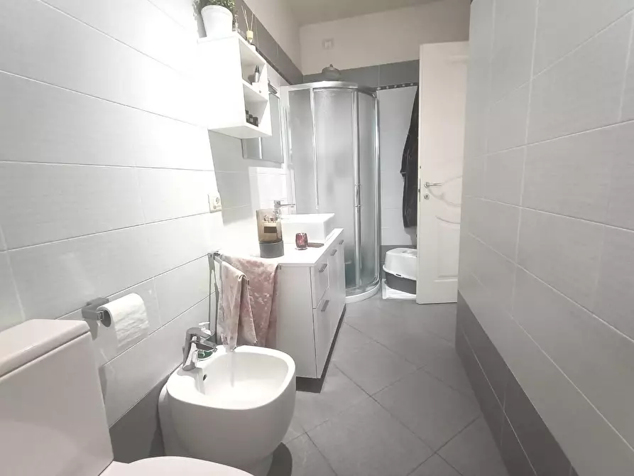 Immagine 12 di Appartamento in vendita  a Carrara