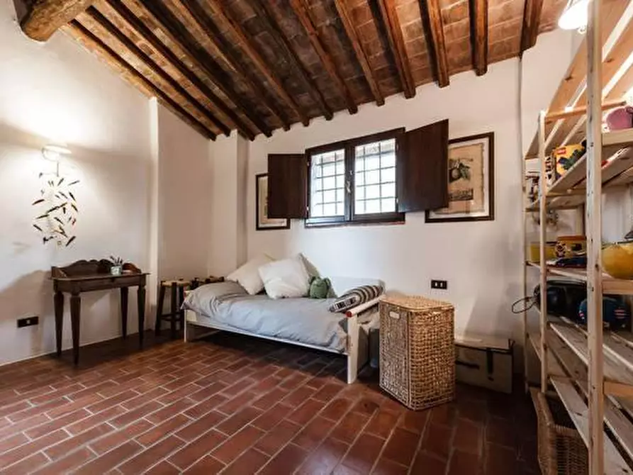 Immagine 10 di Appartamento in vendita  a Calcinaia