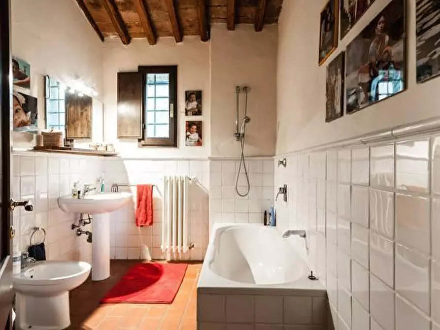 Immagine 9 di Appartamento in vendita  a Calcinaia