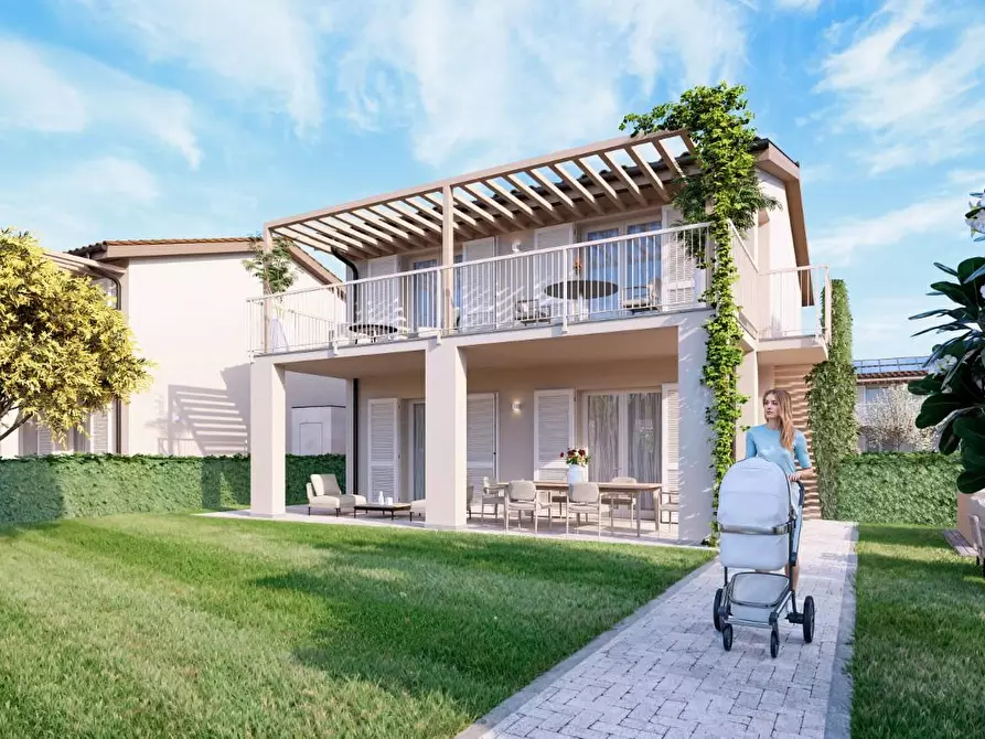 Immagine 3 di Casa bifamiliare in vendita  a Rosignano Marittimo
