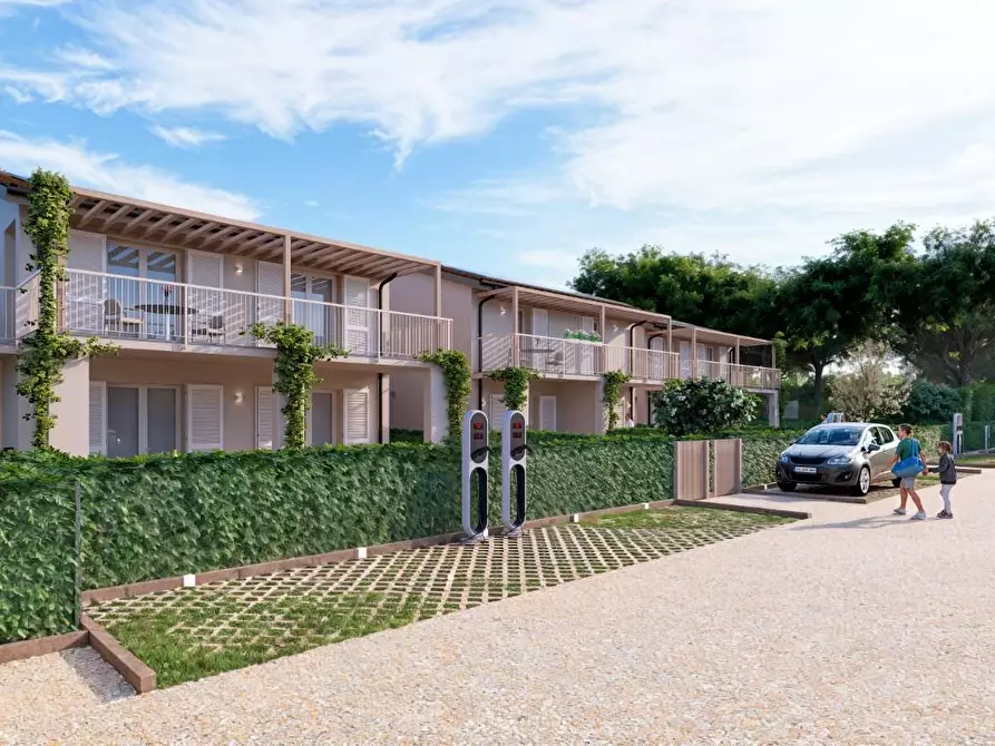 Immagine 6 di Casa bifamiliare in vendita  a Rosignano Marittimo