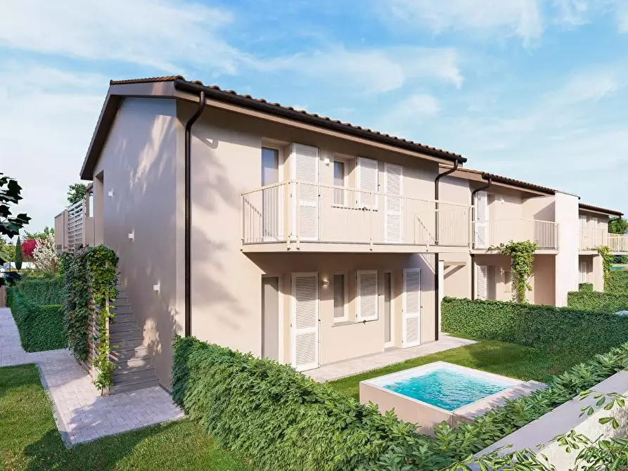 Immagine 8 di Casa bifamiliare in vendita  a Rosignano Marittimo