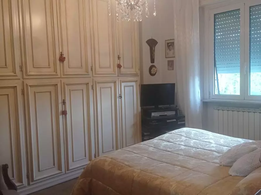 Immagine 7 di Appartamento in vendita  a Carrara