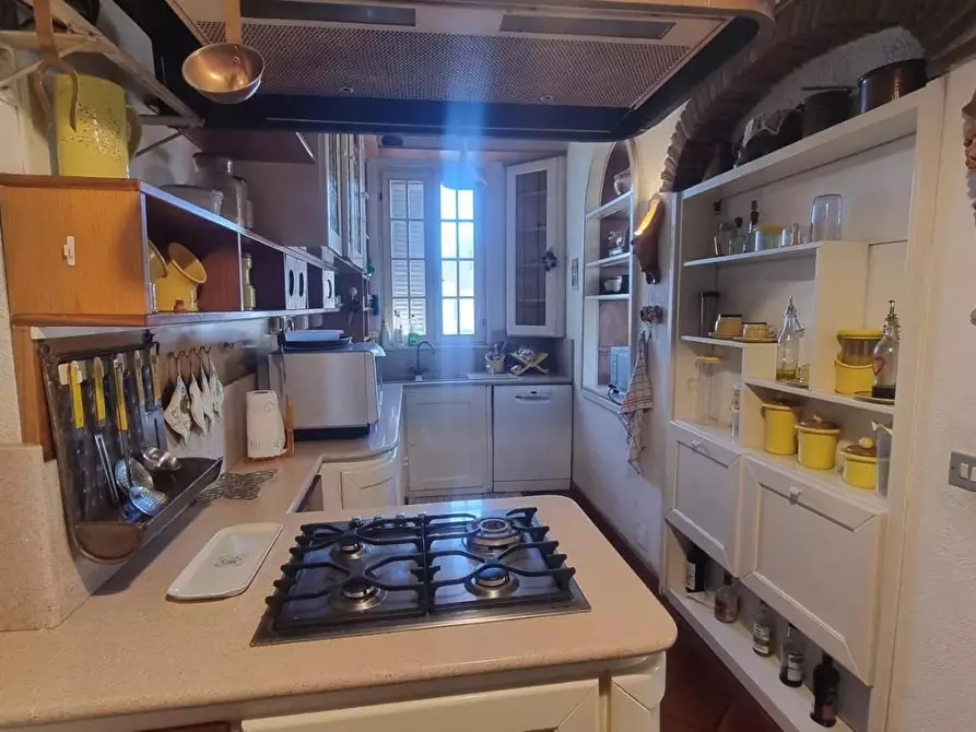 Immagine 4 di Appartamento in vendita  a Pisa