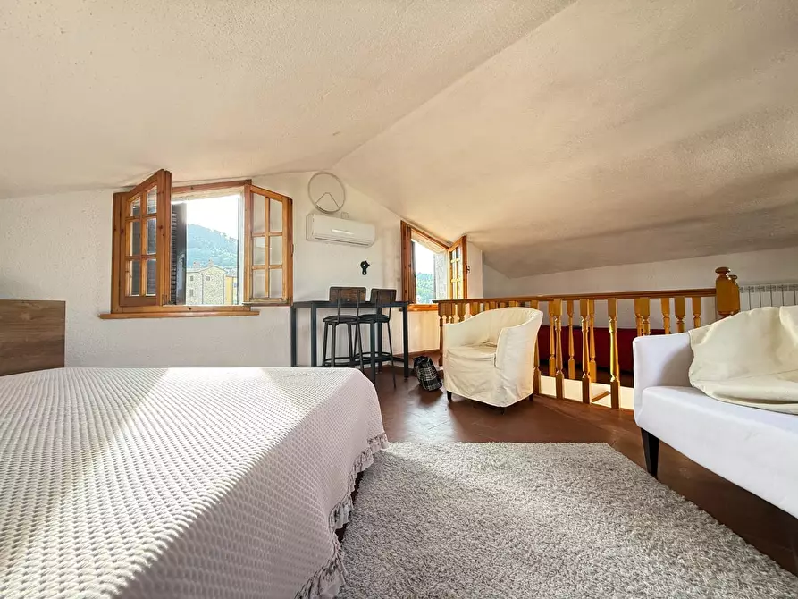 Immagine 19 di Appartamento in vendita  a Chianni