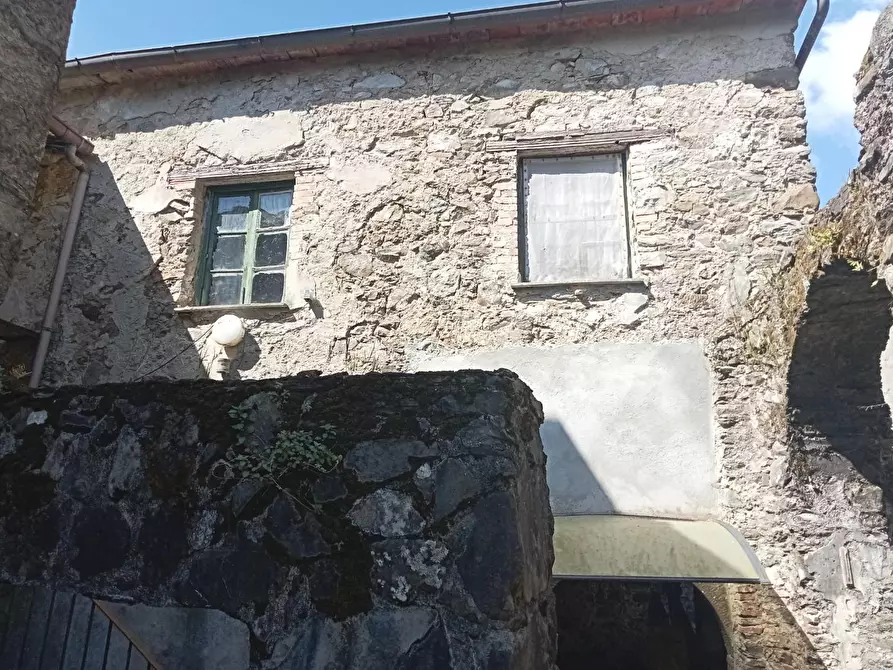 Immagine 9 di Casa semindipendente in vendita  a Aulla