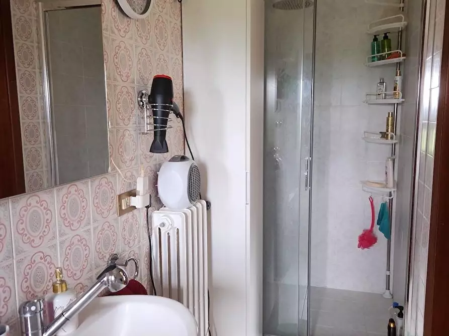 Immagine 28 di Casa indipendente in vendita  a Santa Maria A Monte