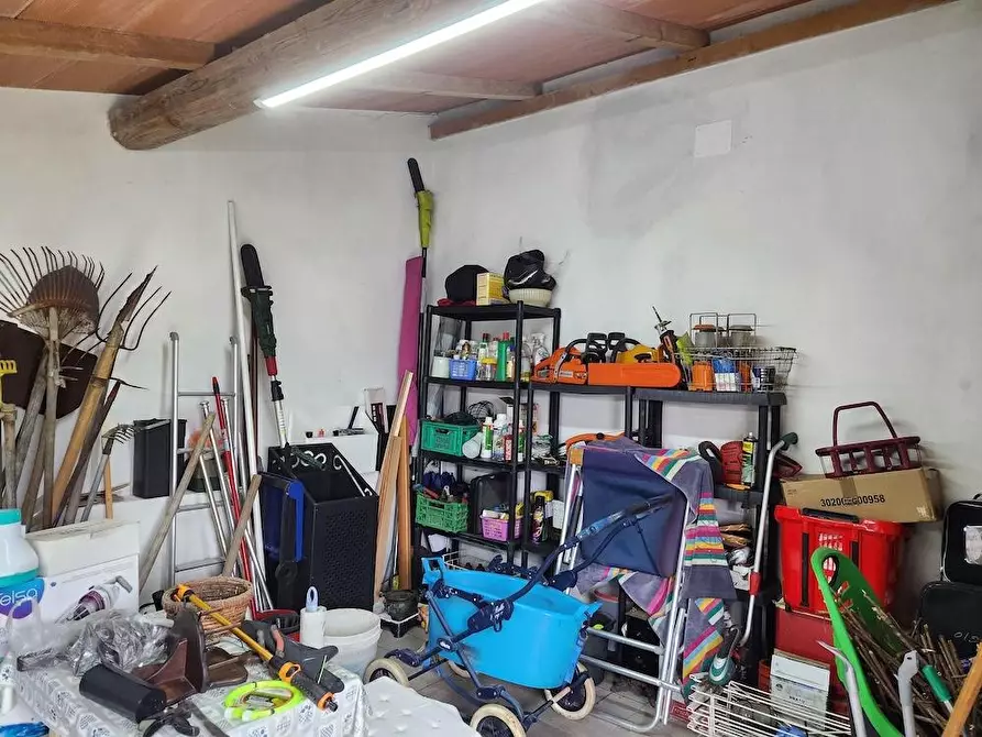 Immagine 42 di Casa indipendente in vendita  a Santa Maria A Monte