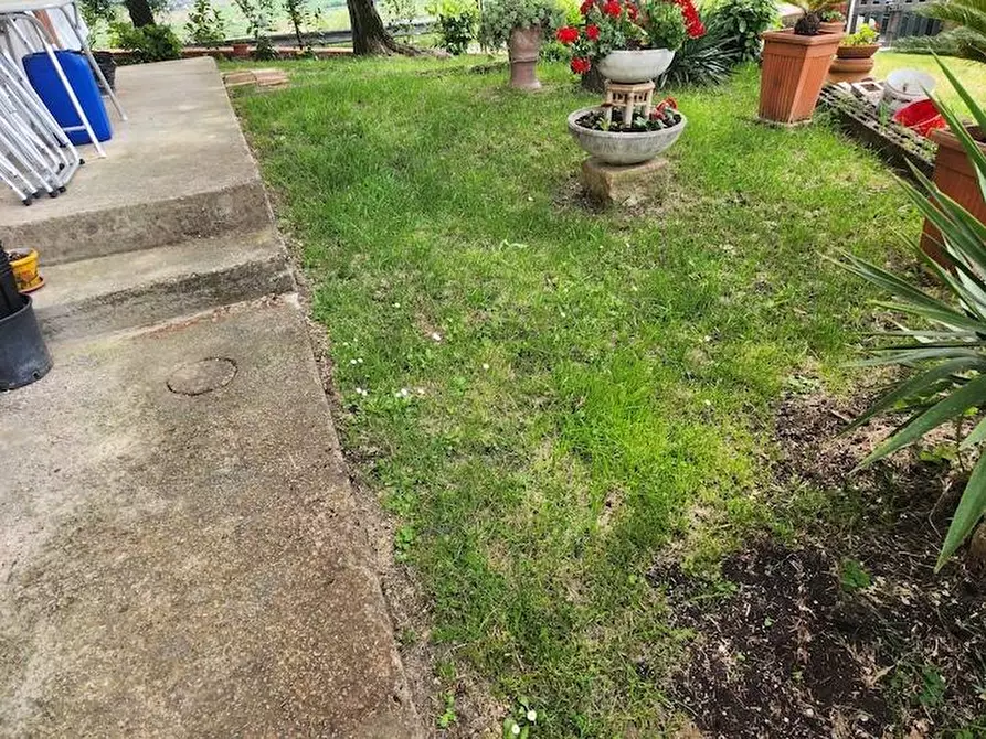 Immagine 39 di Casa indipendente in vendita  a Santa Maria A Monte