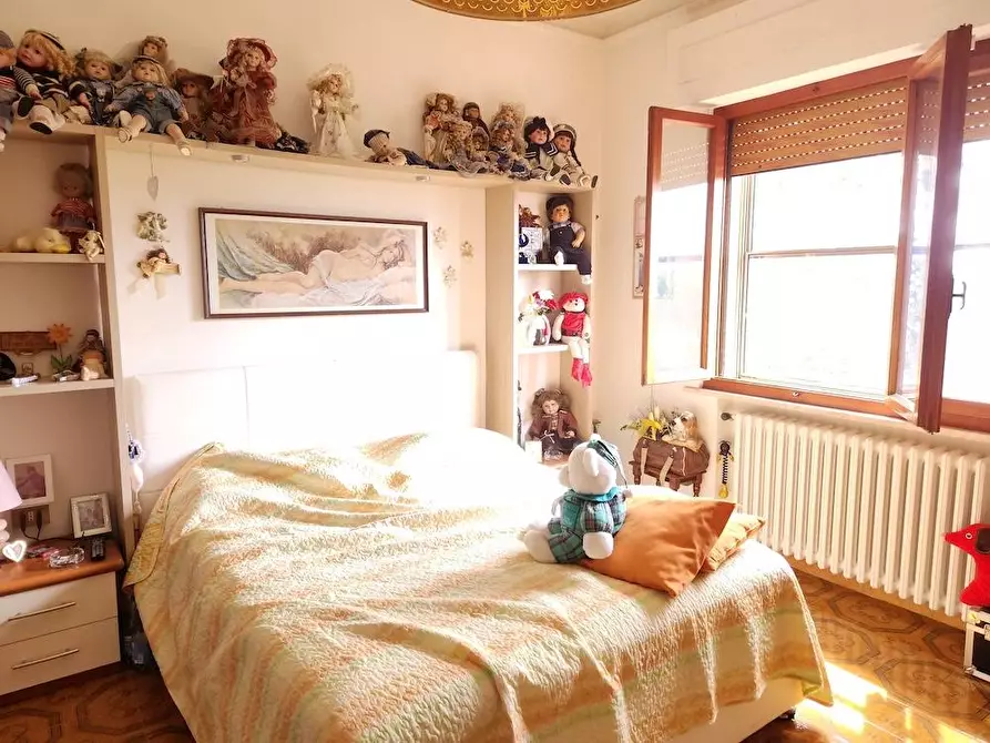 Immagine 25 di Casa indipendente in vendita  a Santa Maria A Monte