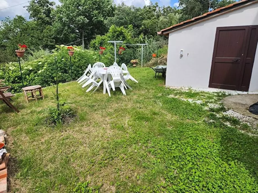 Immagine 38 di Casa indipendente in vendita  a Santa Maria A Monte