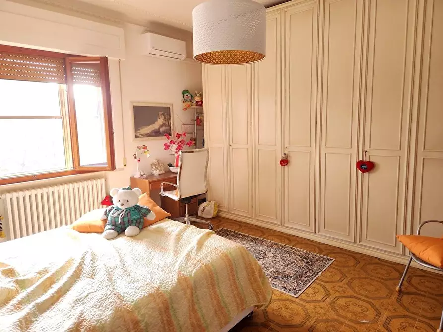 Immagine 26 di Casa indipendente in vendita  a Santa Maria A Monte