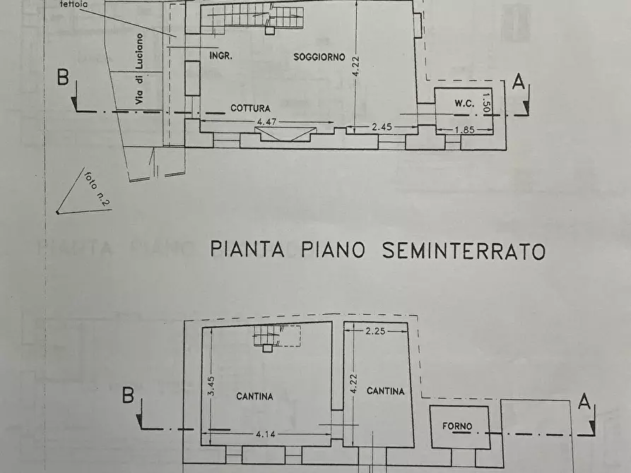 Immagine 38 di Casa colonica in vendita  a Massarosa