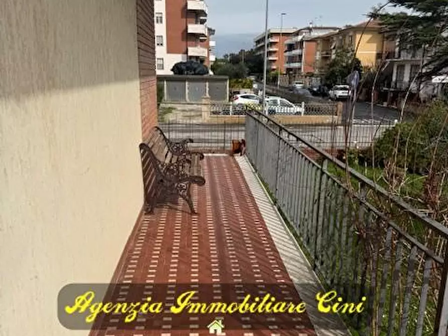 Immagine 2 di Appartamento in vendita  a Collesalvetti