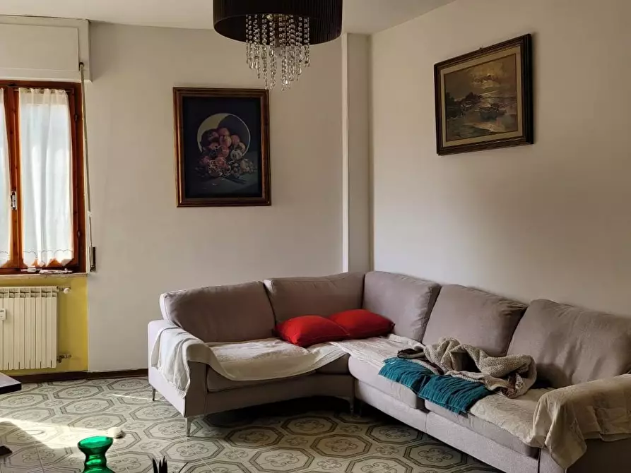 Immagine 6 di Appartamento in vendita  a Carrara