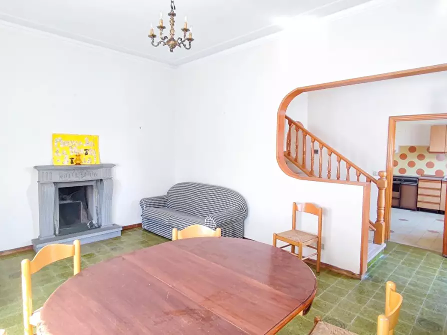 Immagine 3 di Casa bifamiliare in vendita  a Viareggio