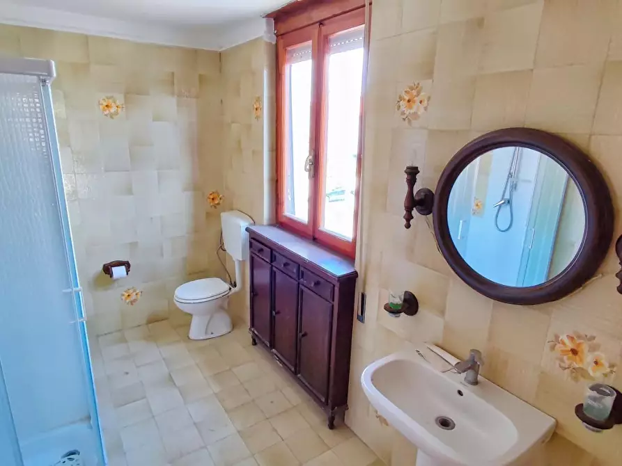 Immagine 15 di Casa bifamiliare in vendita  a Viareggio