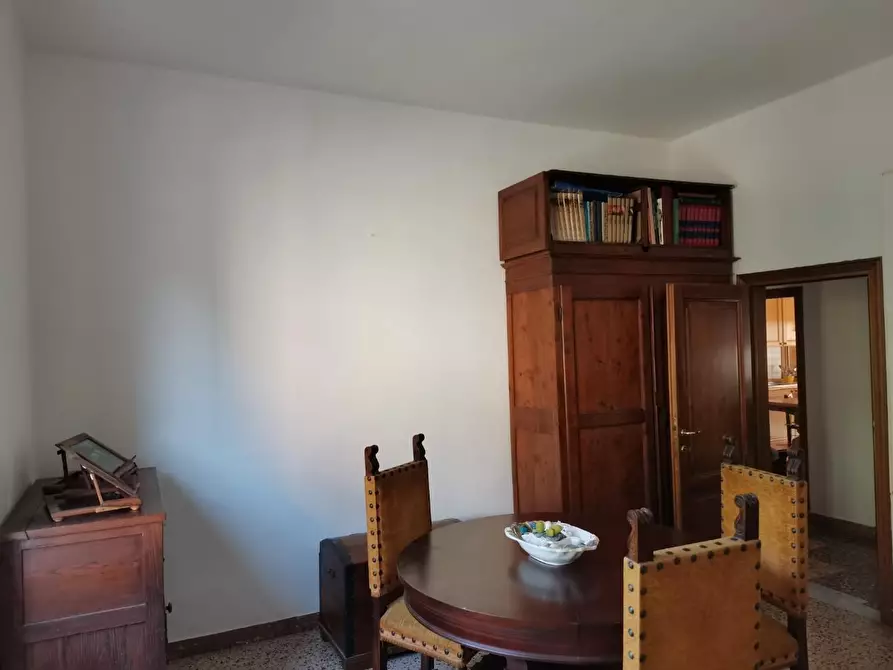 Immagine 14 di Appartamento in vendita  a Poggibonsi