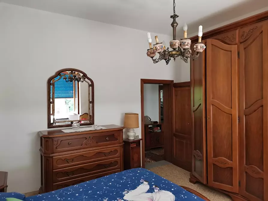 Immagine 19 di Appartamento in vendita  a Poggibonsi