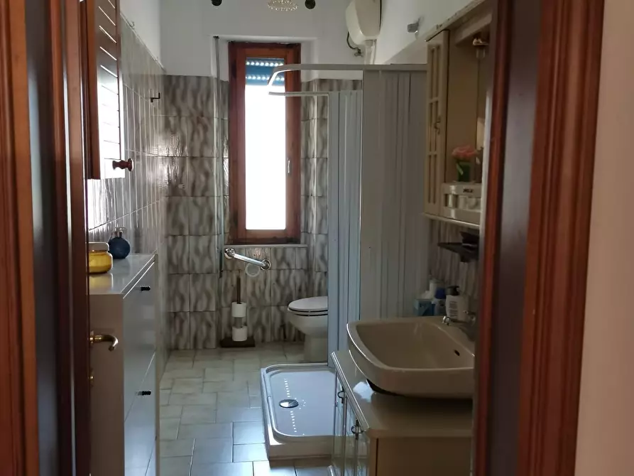 Immagine 10 di Appartamento in vendita  a Poggibonsi