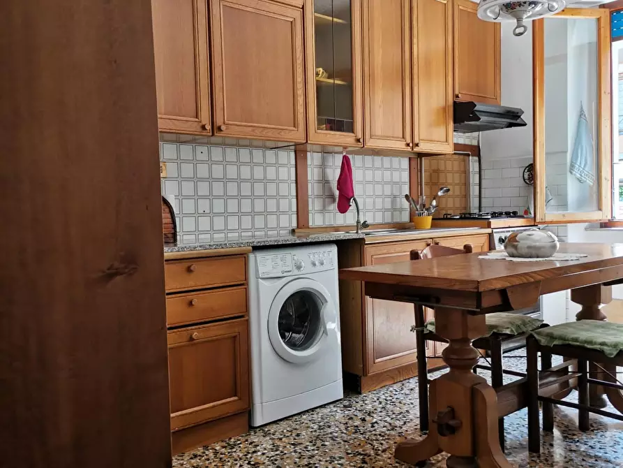 Immagine 9 di Appartamento in vendita  a Poggibonsi