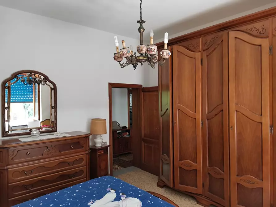 Immagine 18 di Appartamento in vendita  a Poggibonsi