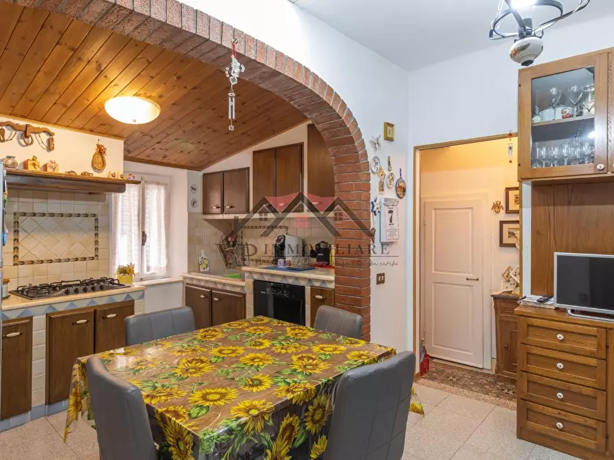 Immagine 5 di Appartamento in vendita  a Pomarance