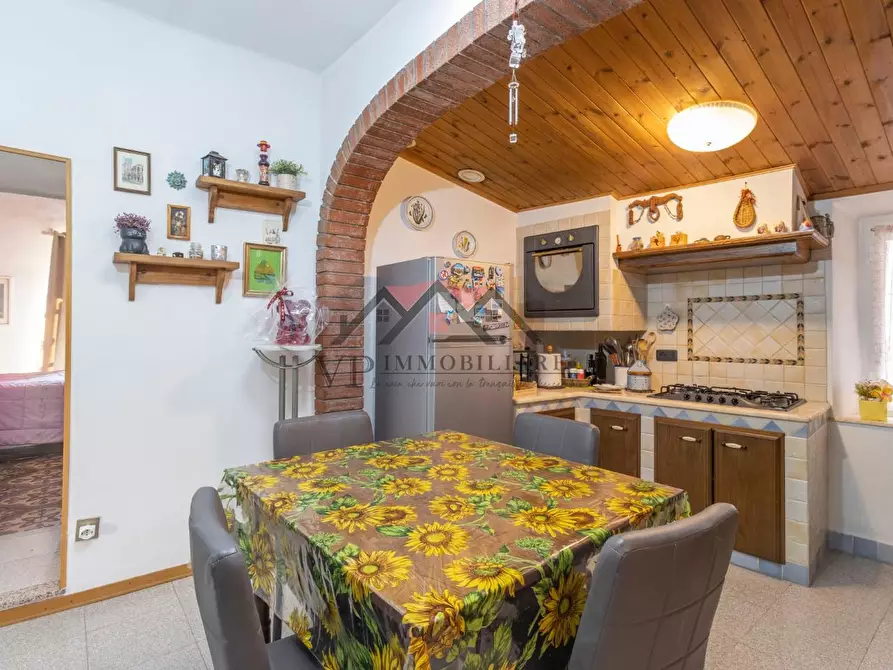 Immagine 1 di Appartamento in vendita  a Pomarance