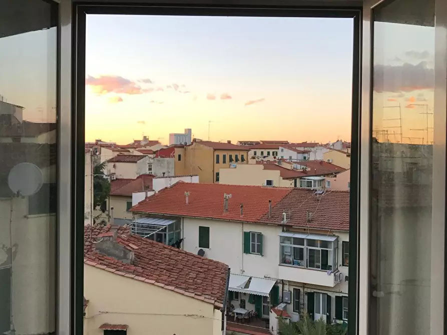 Immagine 13 di Appartamento in vendita  a Livorno