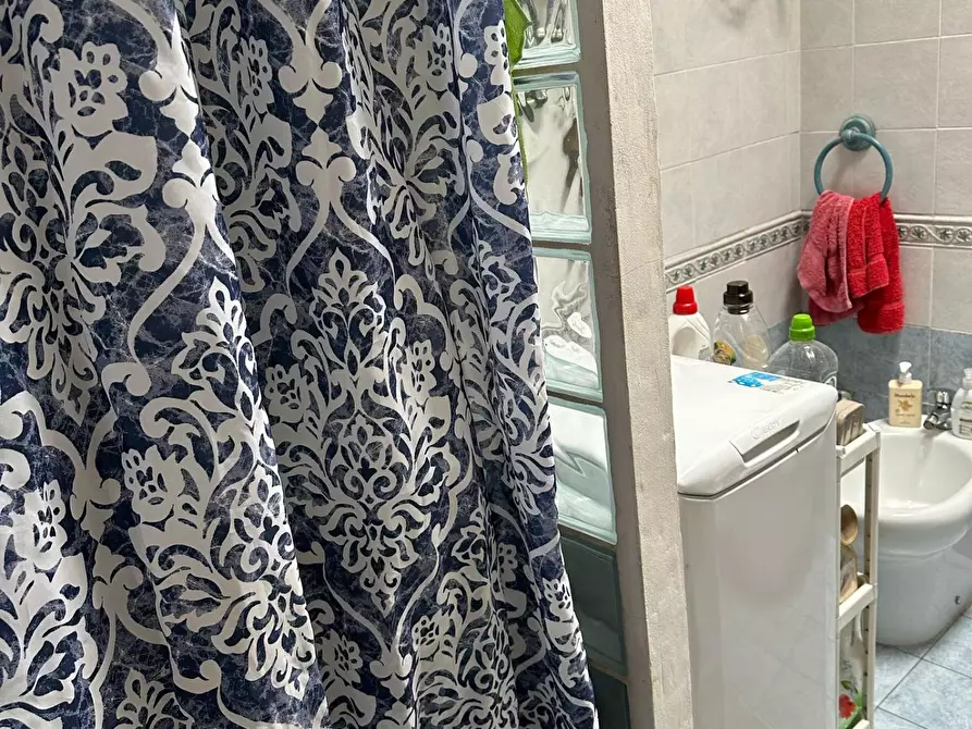 Immagine 19 di Appartamento in vendita  a Livorno