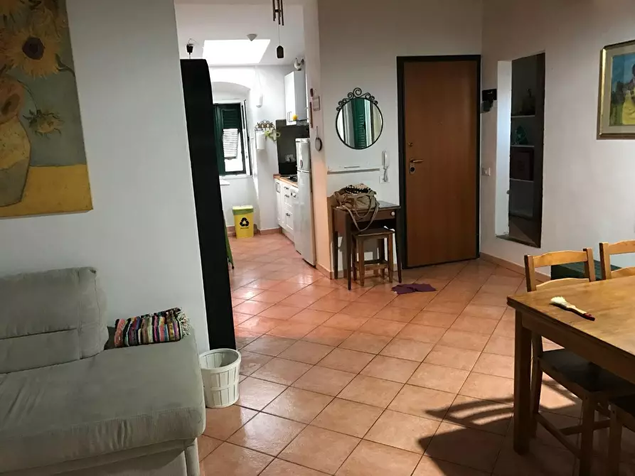 Immagine 3 di Appartamento in vendita  a Livorno