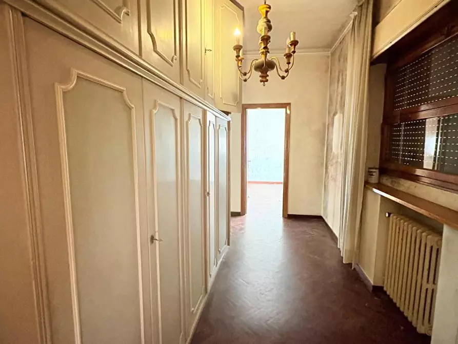 Immagine 23 di Villa in vendita  a Lucca