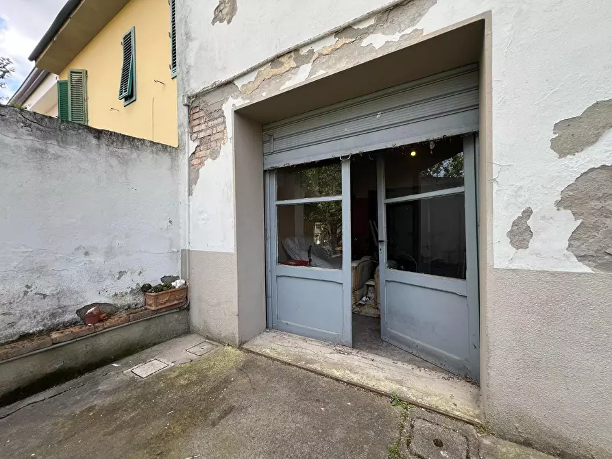 Immagine 25 di Appartamento in vendita  a Empoli